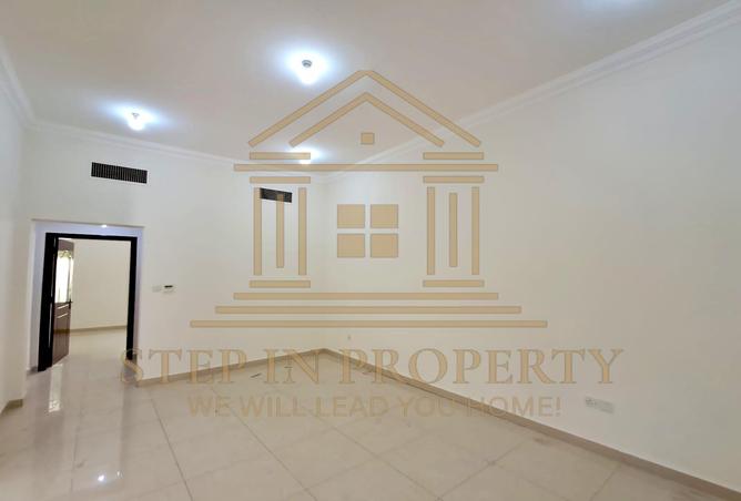 977200 - Property Main Image