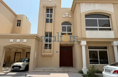 Villa - 4 Bedrooms - 5 Bathrooms for rent in Wadi Al Markh - Muraikh - AlMuraikh - Doha