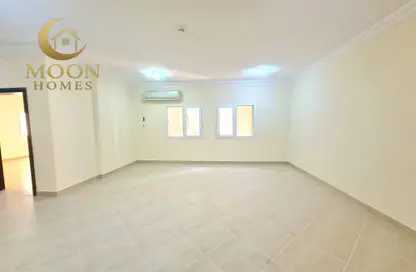 Apartment - 2 Bedrooms - 2 Bathrooms for rent in Al Muntazah - Doha