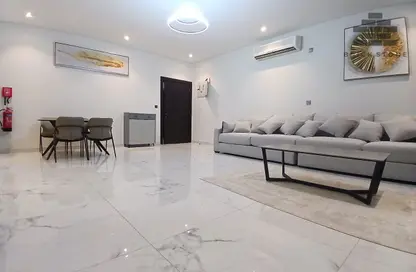 Apartment - 1 Bedroom - 1 Bathroom for rent in Salaja Street - Doha Al Jadeed - Doha