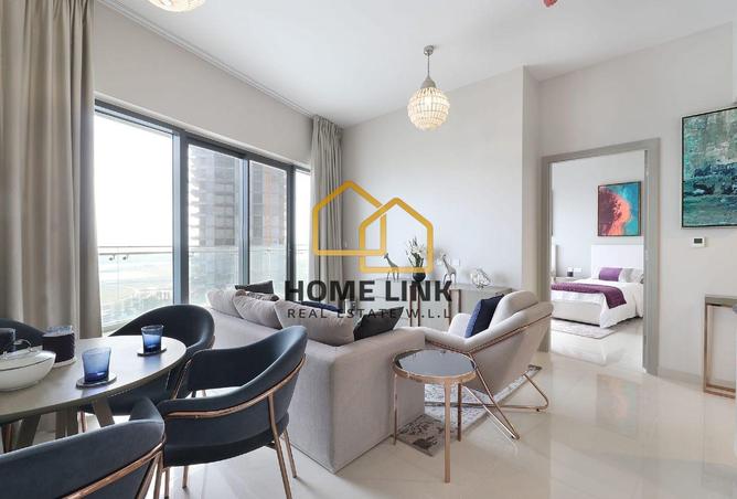 922799 - Property Image 2
