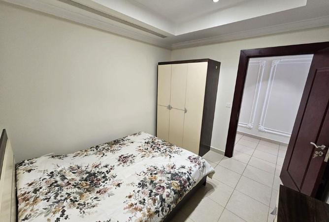 945218 - Property Image 3
