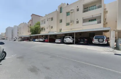 Apartment - 2 Bedrooms - 2 Bathrooms for rent in Bin Omran - Fereej Bin Omran - Doha