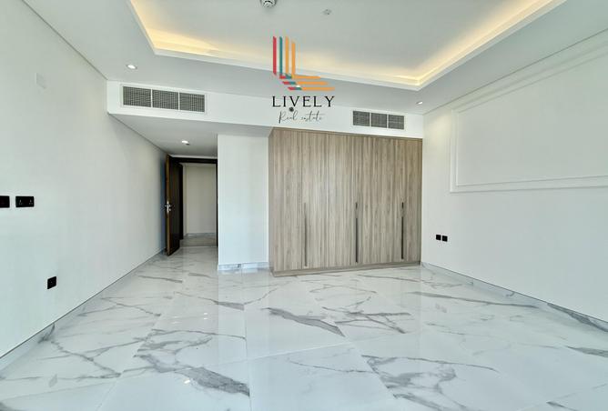 928901 - Property Image 3