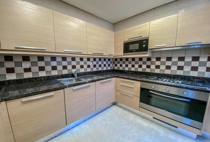 915951 - Property Image 3