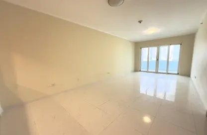 Apartment - 3 Bedrooms - 4 Bathrooms for rent in Viva West - Viva Bahriyah - The Pearl Island - Doha