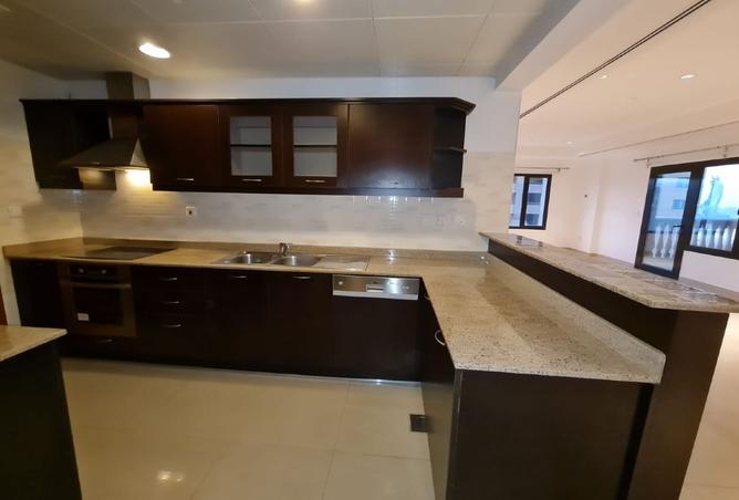 978878 - Property Image 3