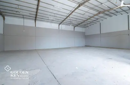 Warehouse - Studio - 2 Bathrooms for rent in Industrial Area 1 - Industrial Area - Doha