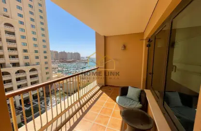 Apartment - Studio - 1 Bathroom for rent in Porto Arabia - The Pearl Island - Doha