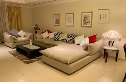 Apartment - 2 Bedrooms - 3 Bathrooms for sale in One Porto Arabia - Porto Arabia - The Pearl Island - Doha