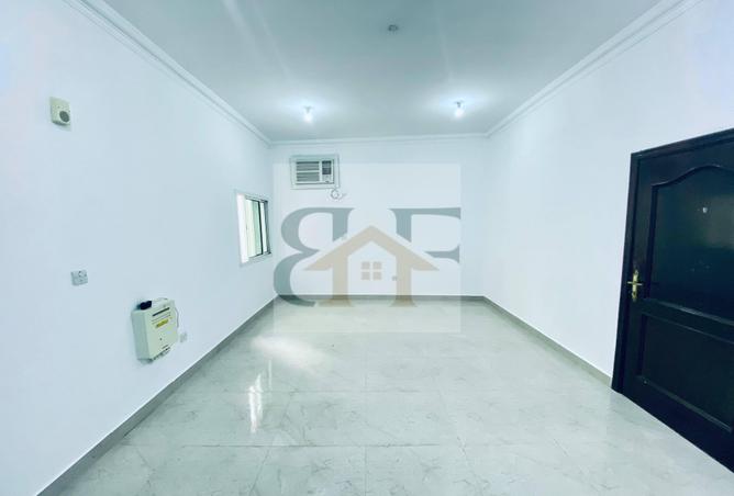 1003521 - Property Image 2