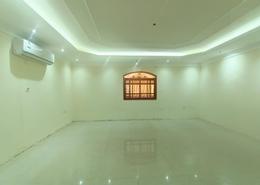 فيلا - 6 غرف نوم - 7 حمامات للكراء في العب - الخيصة - أم صلال محمد