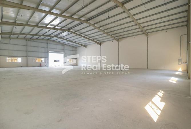 944850 - Property Image 2