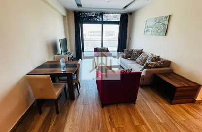 Apartment - 2 Bedrooms - 2 Bathrooms for rent in Al Zubair Bakkar Street - Al Sadd - Doha