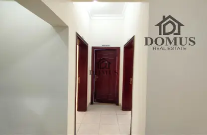 Apartment - 2 Bedrooms - 2 Bathrooms for rent in Thabit Bin Zaid Street - Al Mansoura - Doha