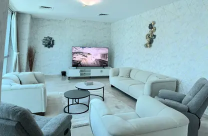 Apartment - 3 Bedrooms - 4 Bathrooms for rent in Zig Zag Tower B - Zig Zag Towers - West Bay - Doha