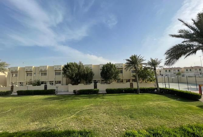 998367 - Property Image 2