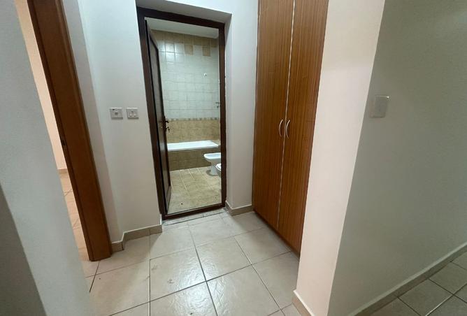 979784 - Property Image 3