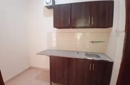 Apartment - Studio - 1 Bathroom for rent in New Salata - Salata - Doha