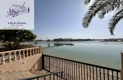فيلا - 4 غرف نوم - 6 حمامات للايجار في البوابة الغربية - بحيرة وست لاجون - الدوحة