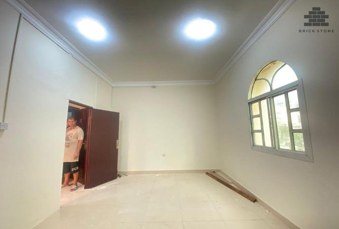 918400 - Property Image 2