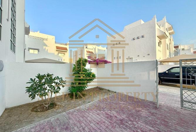 996616 - Property Image 2