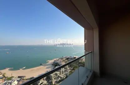 Apartment - 2 Bedrooms - 4 Bathrooms for rent in Al Mutahidah Tower - Viva Bahriyah - The Pearl Island - Doha