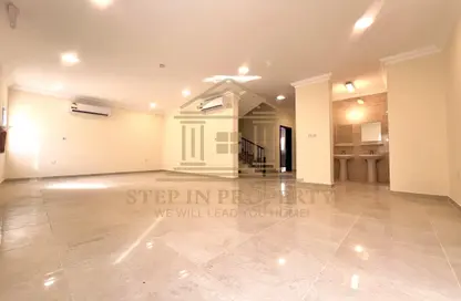 Villa - 6 Bedrooms - 5 Bathrooms for rent in Al Kheesa - Al Kheesa - Umm Salal Mohammed