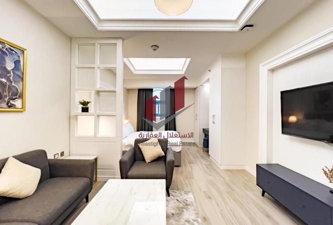 958192 - Property Image 2