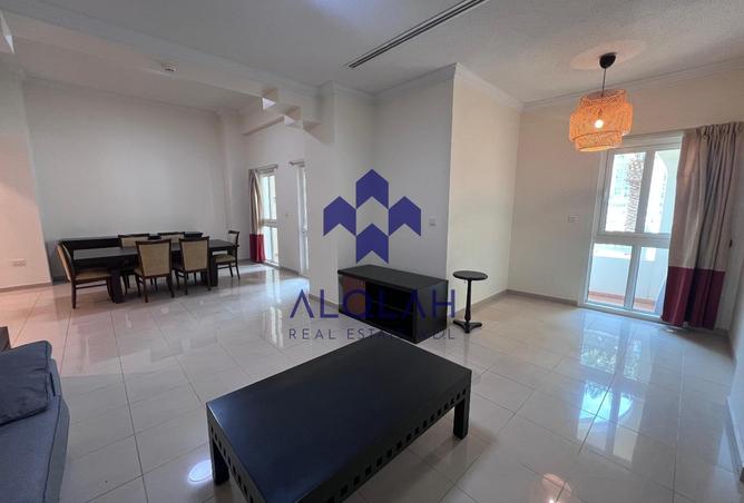 892875 - Property Image 2