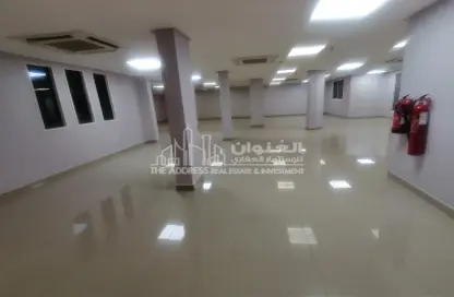 Office Space - Studio - 3 Bathrooms for rent in Thabit Bin Zaid Street - Al Mansoura - Doha