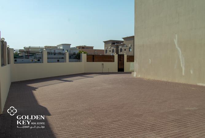 937911 - Property Image 2