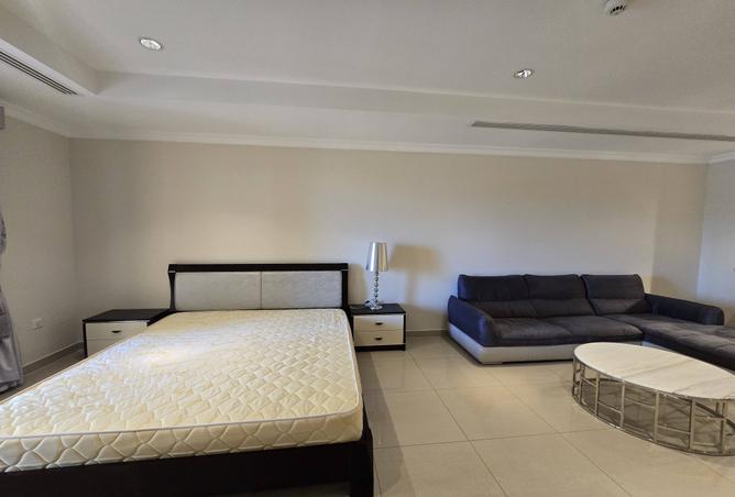 1002431 - Property Image 3