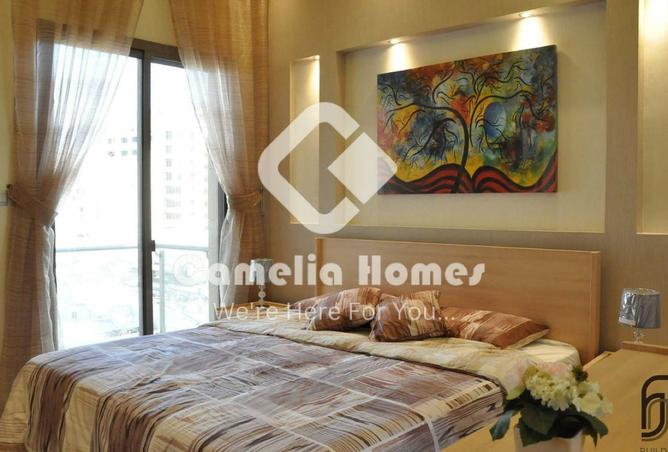 987373 - Property Image 2