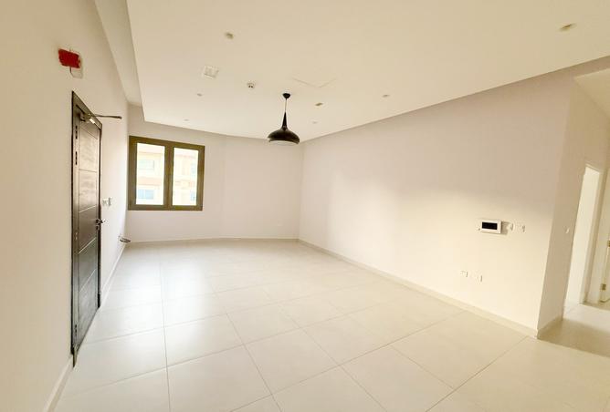 986187 - Property Image 2