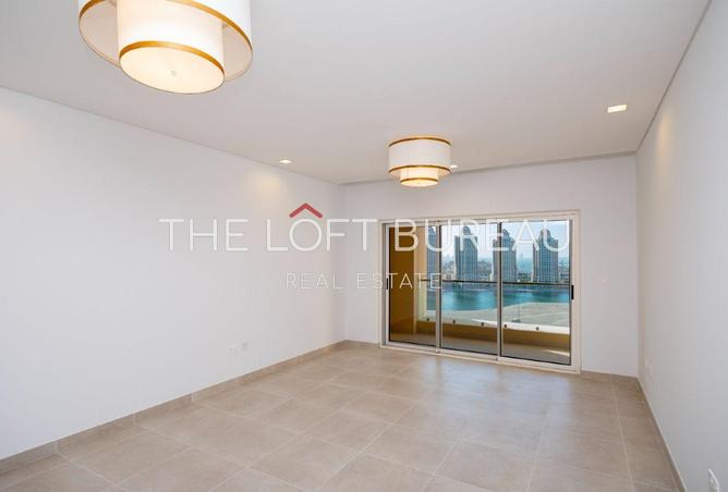 915990 - Property Main Image