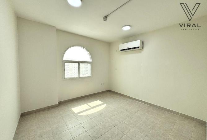 951162 - Property Image 2