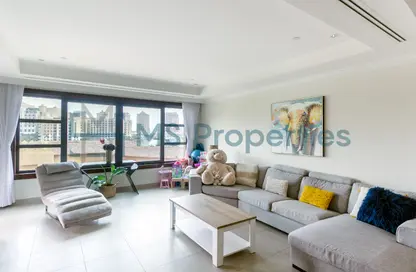 Townhouse - 2 Bedrooms - 3 Bathrooms for rent in East Porto Drive - Porto Arabia - The Pearl Island - Doha