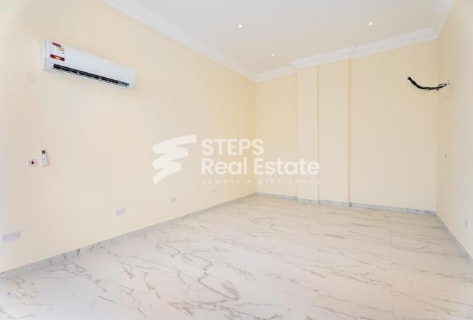 995396 - Property Image 3