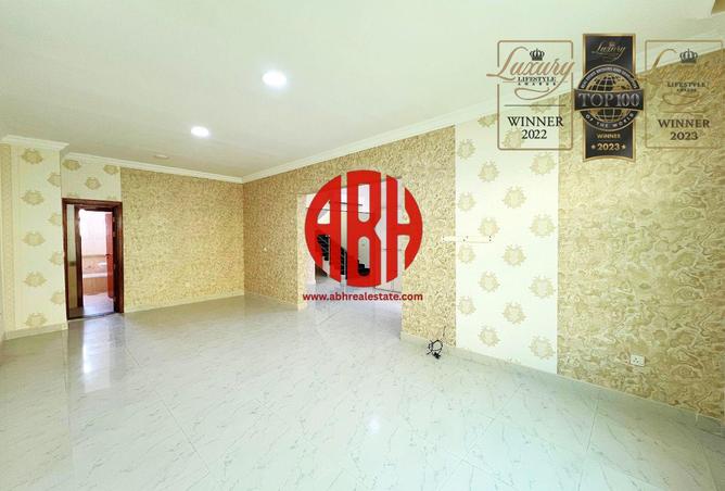 974190 - Property Image 2