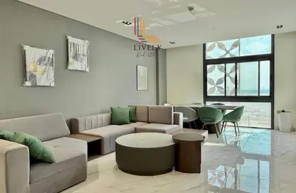 Apartment - 2 Bedrooms - 3 Bathrooms for rent in Boulevard View - Yasmeen City - Lusail