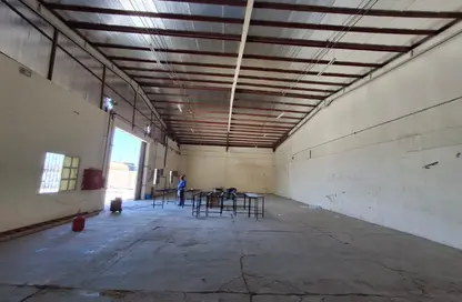 Warehouse - Studio for rent in Industrial Area - Doha
