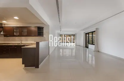 Apartment - 1 Bedroom - 2 Bathrooms for rent in West Porto Drive - Porto Arabia - The Pearl Island - Doha Apartment - 1 Bedroom - 2 Bathrooms for rent in West Porto Drive - Porto Arabia - The Pearl Island - Doha