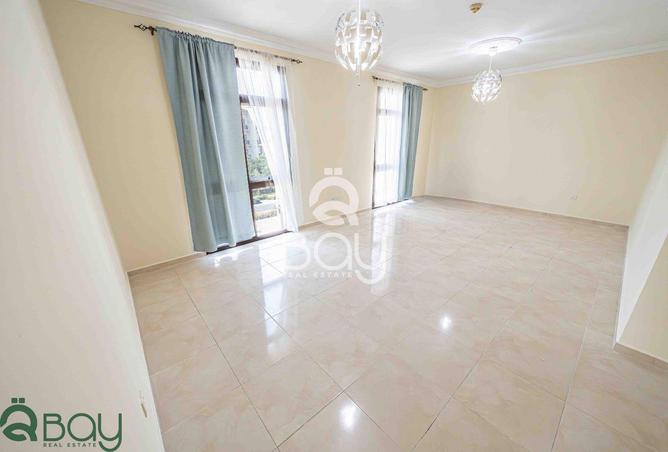 986702 - Property Image 3