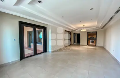 Apartment - 2 Bedrooms - 3 Bathrooms for rent in Tower 7 (Ferrari Tower) - Porto Arabia - The Pearl Island - Doha