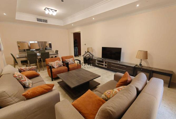 950257 - Property Image 3