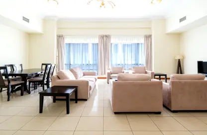 Apartment - 2 Bedrooms - 2 Bathrooms for rent in Central Business District - West Bay - Doha