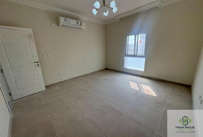 932924 - Property Image 3