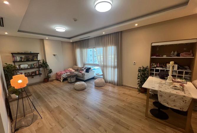 1003945 - Property Main Image