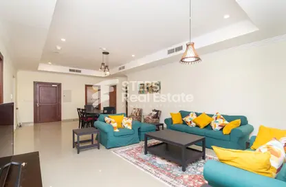 Apartment - 2 Bedrooms - 3 Bathrooms for rent in East Porto Drive - Porto Arabia - The Pearl Island - Doha